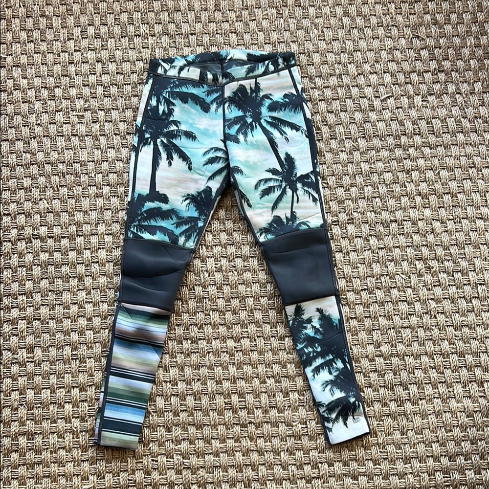 Billabong Neoprene Surf Leggings